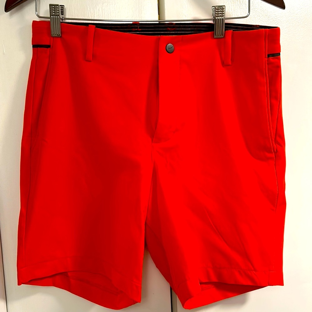 Modern fit Nike golf
